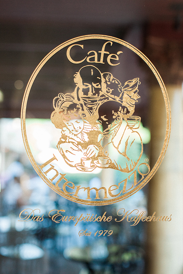 Cafe Intermezzo | photo by Haley Sheffield | www.inhonorofdesign.com