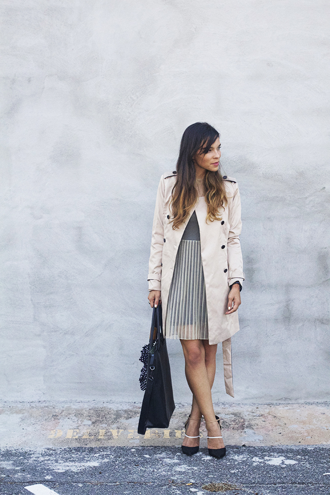 Trench Coat | Pleated Dress | Colorblock Pumps