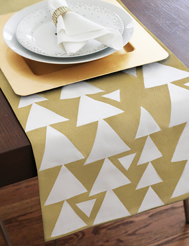 DIY Geometric Tablerunner