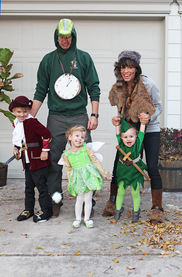 Family Peter Pan Costumes - Captain Hook Costume + Tick Tock Croc Costume  Reviews