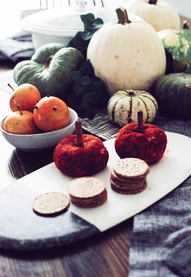 Pumpkin cheeseballs