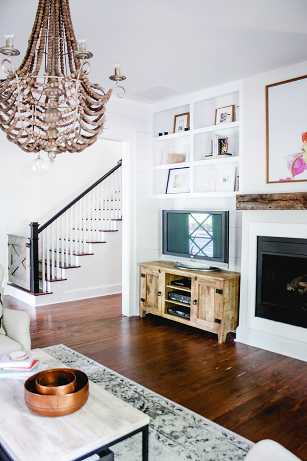 modern farmhouse living room