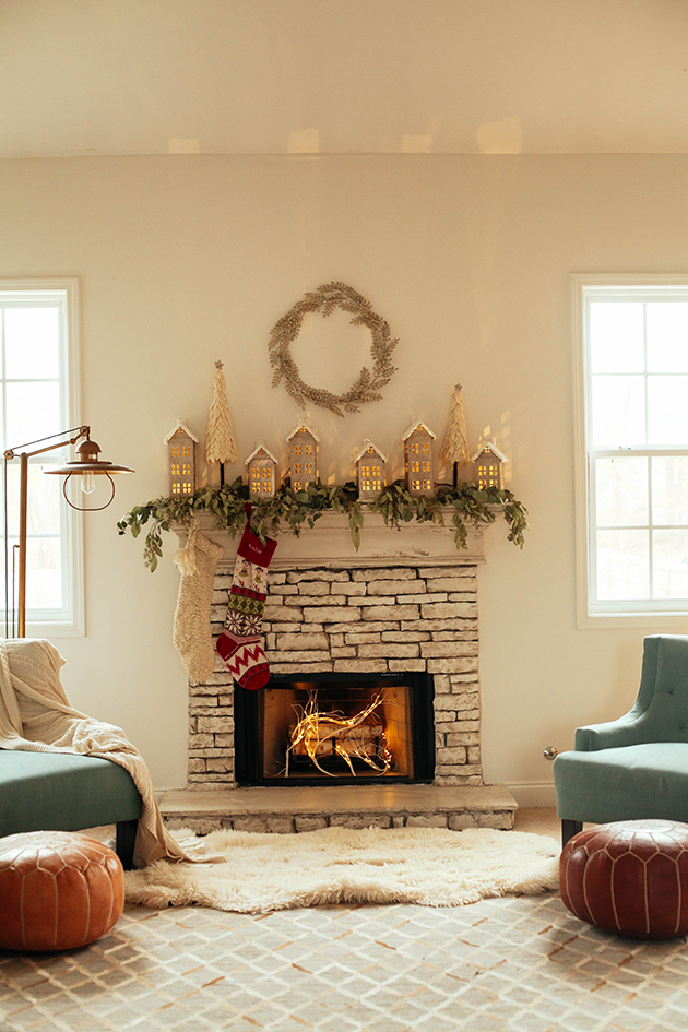 village-christmas-mantle