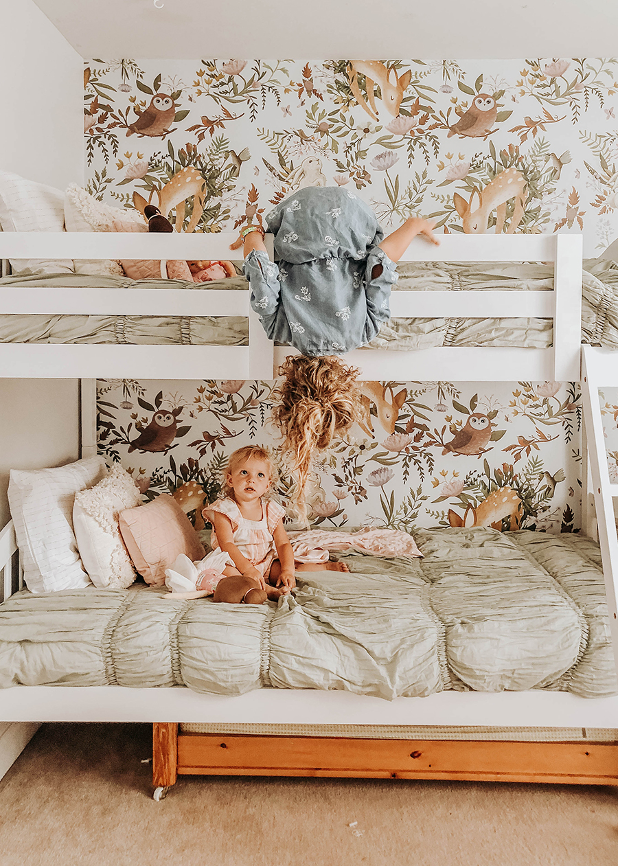 Bed of outlet girls