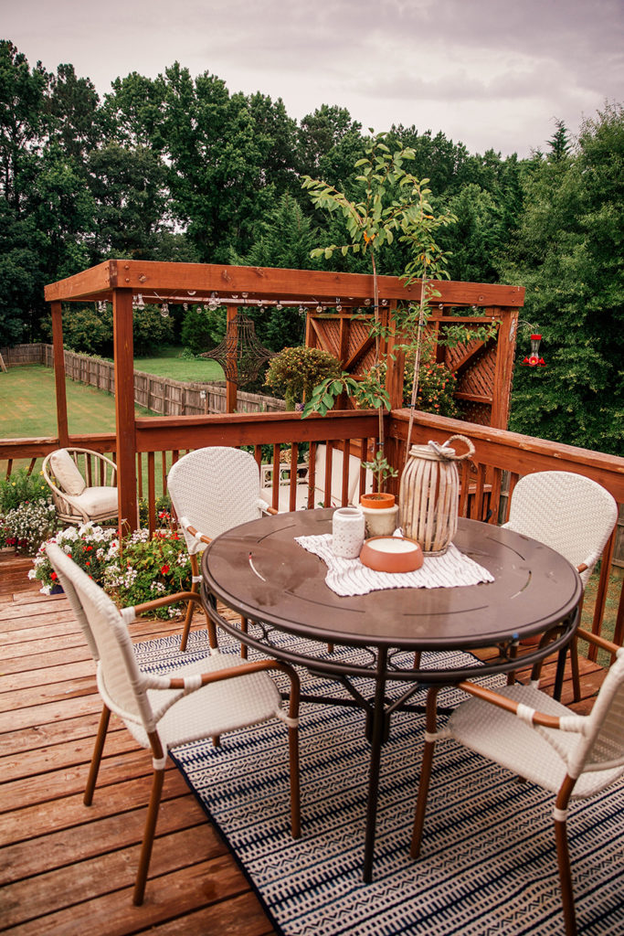 https://inhonorofdesign.com/wp-content/uploads/2019/06/outdoor-deck-design-pergola-IHOD-683x1024.jpg