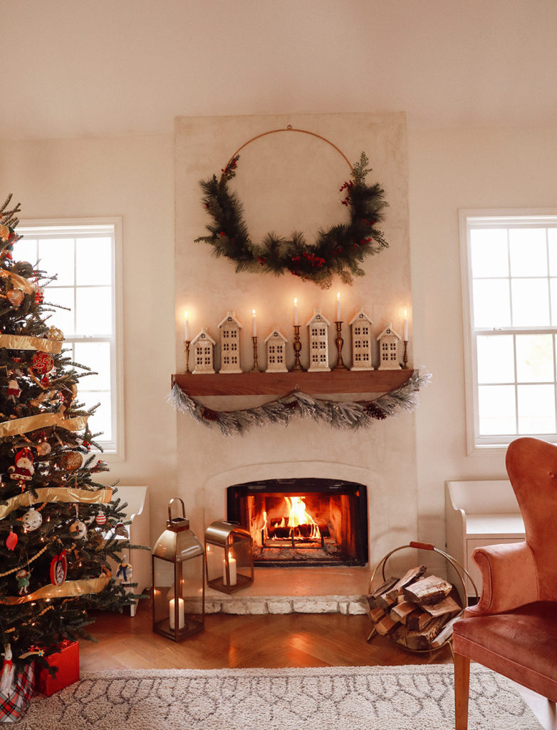 mantel decor - fireplace design - IHOD