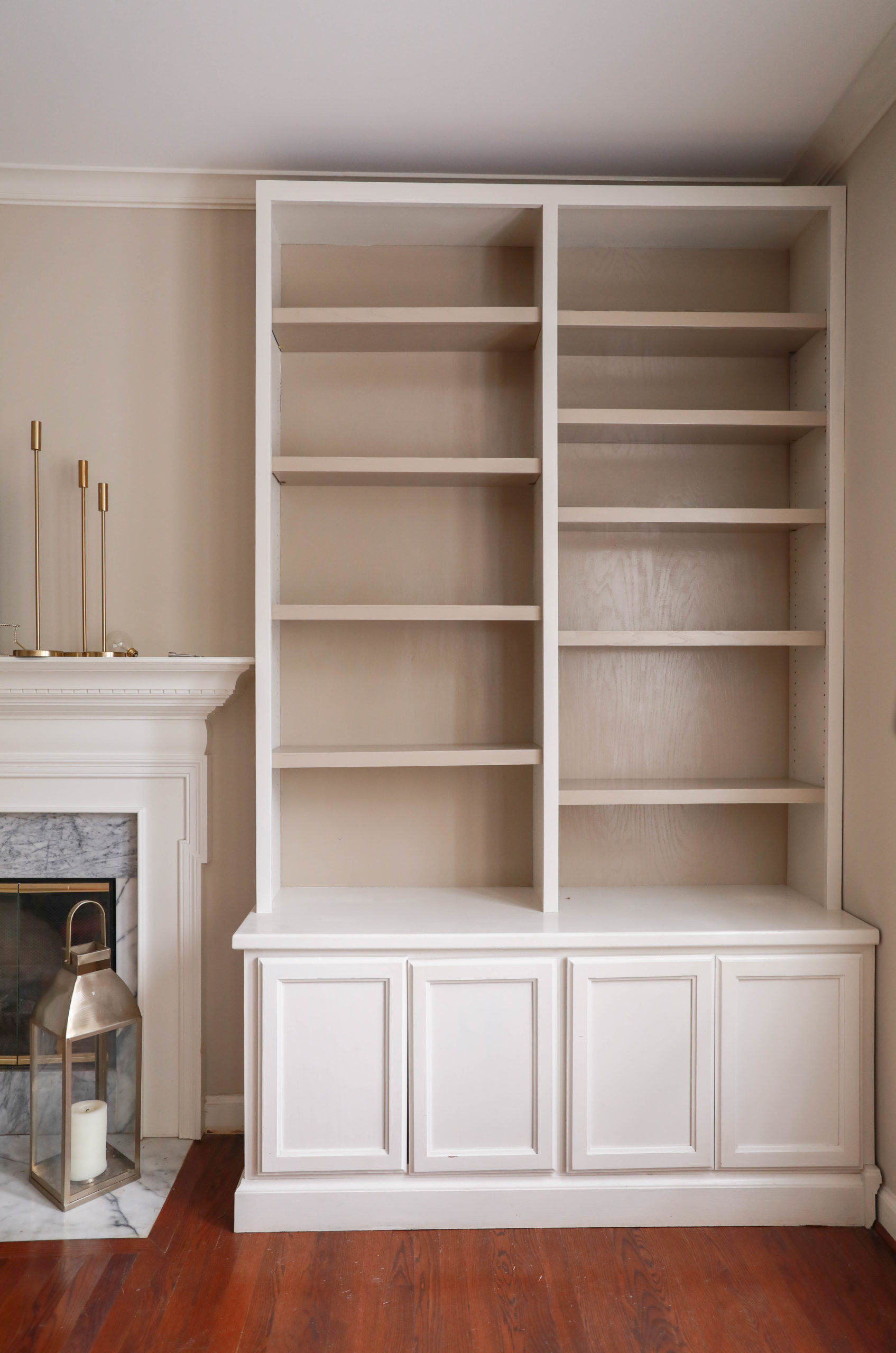 How to style open bookshelves