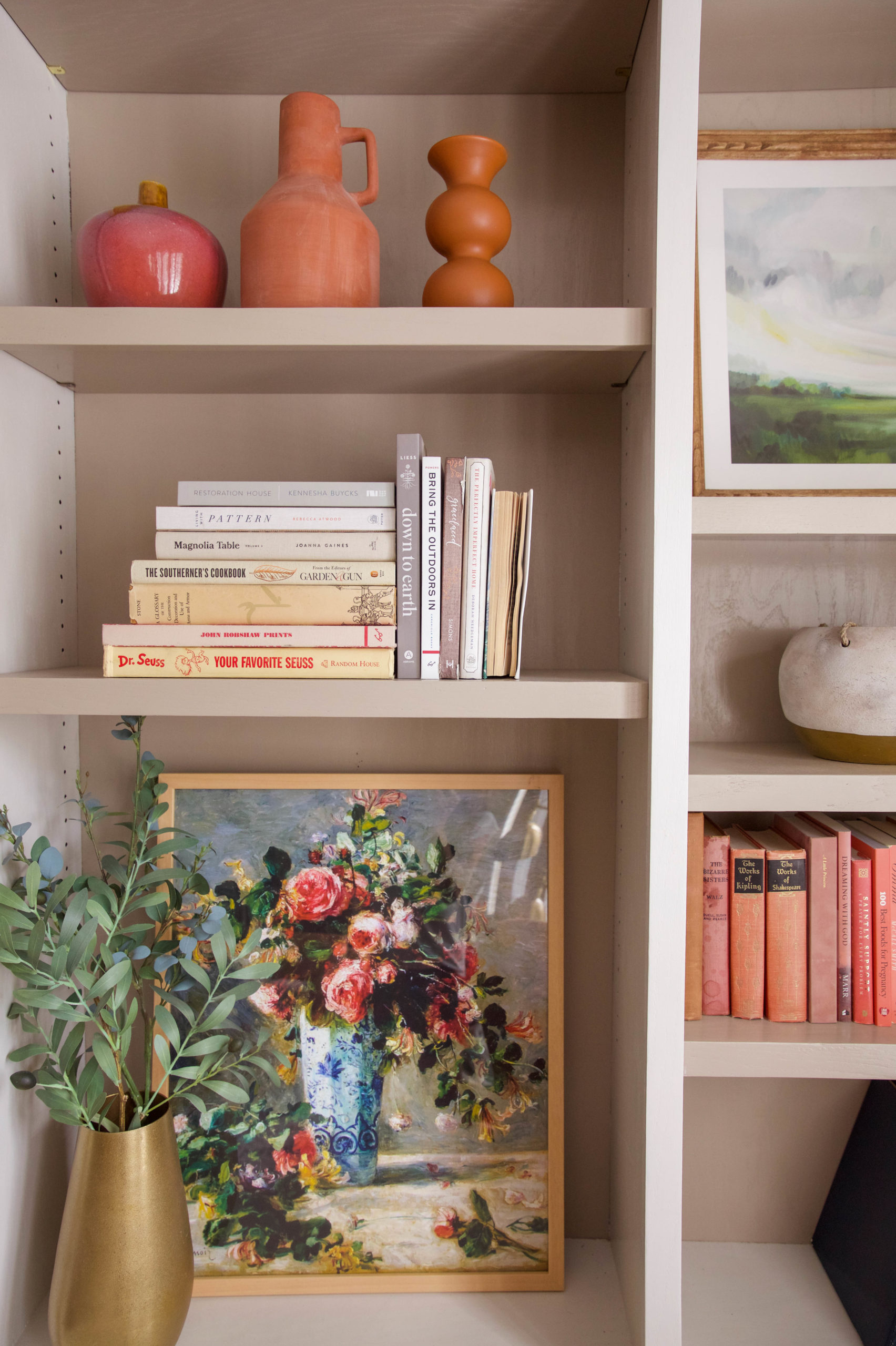 How to style open bookshelves