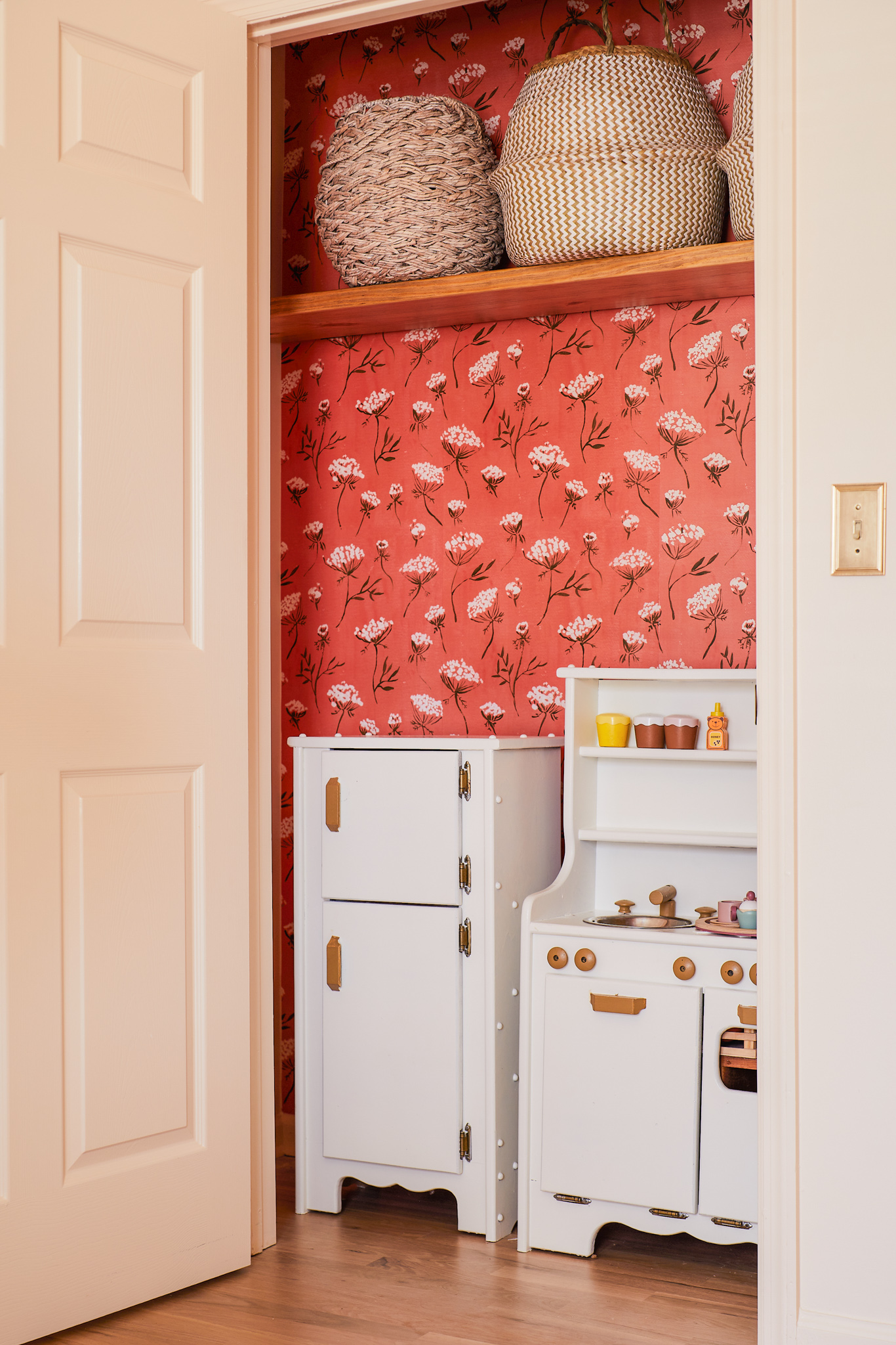 closet wallpaper, play kitchen set, closet storage