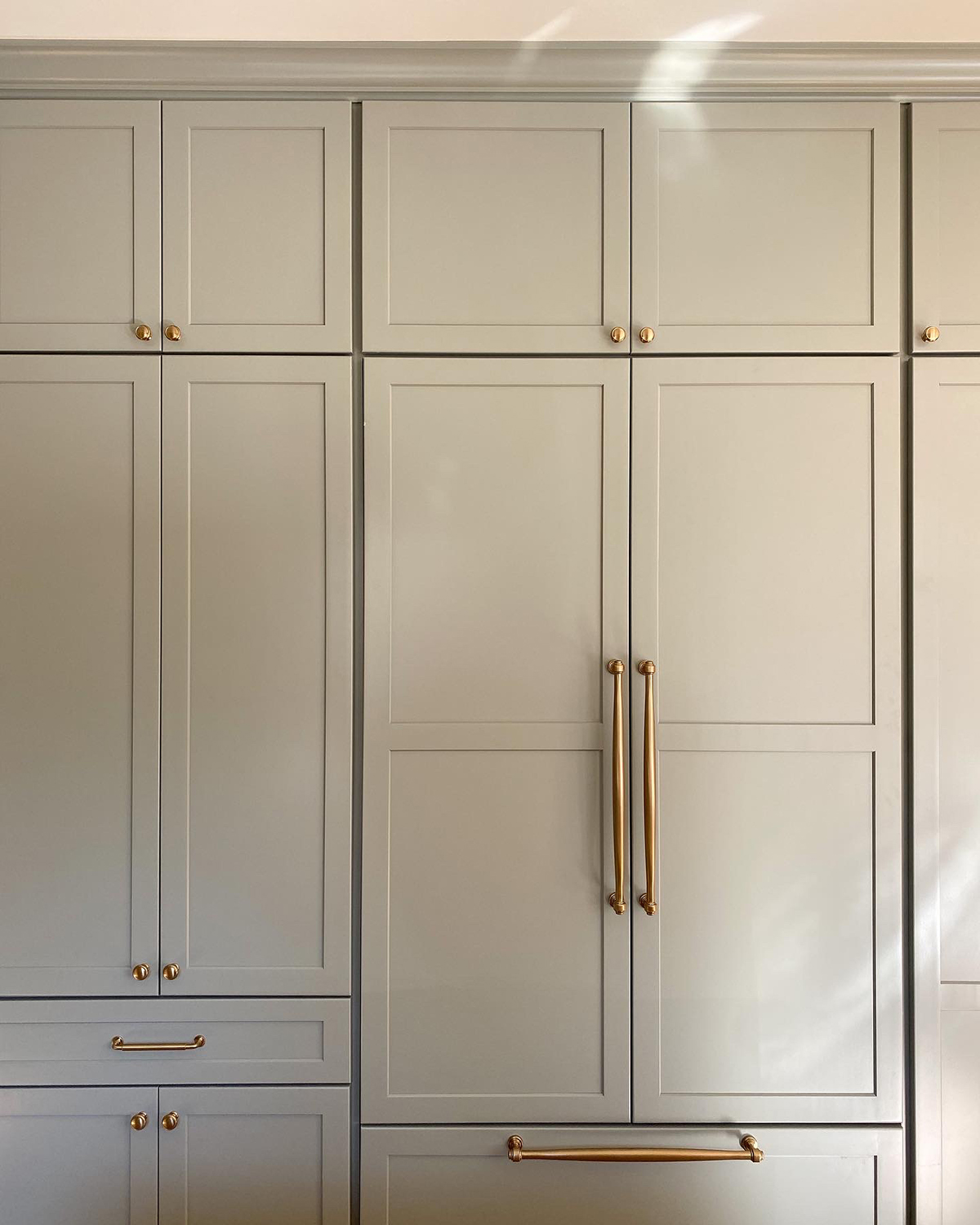 30 refrigerator drawers