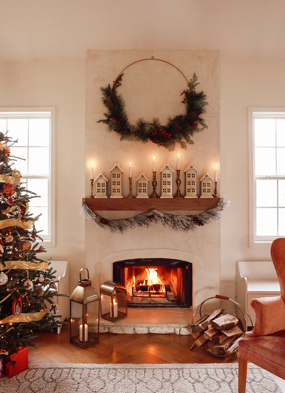 christmas holiday fireplace decor