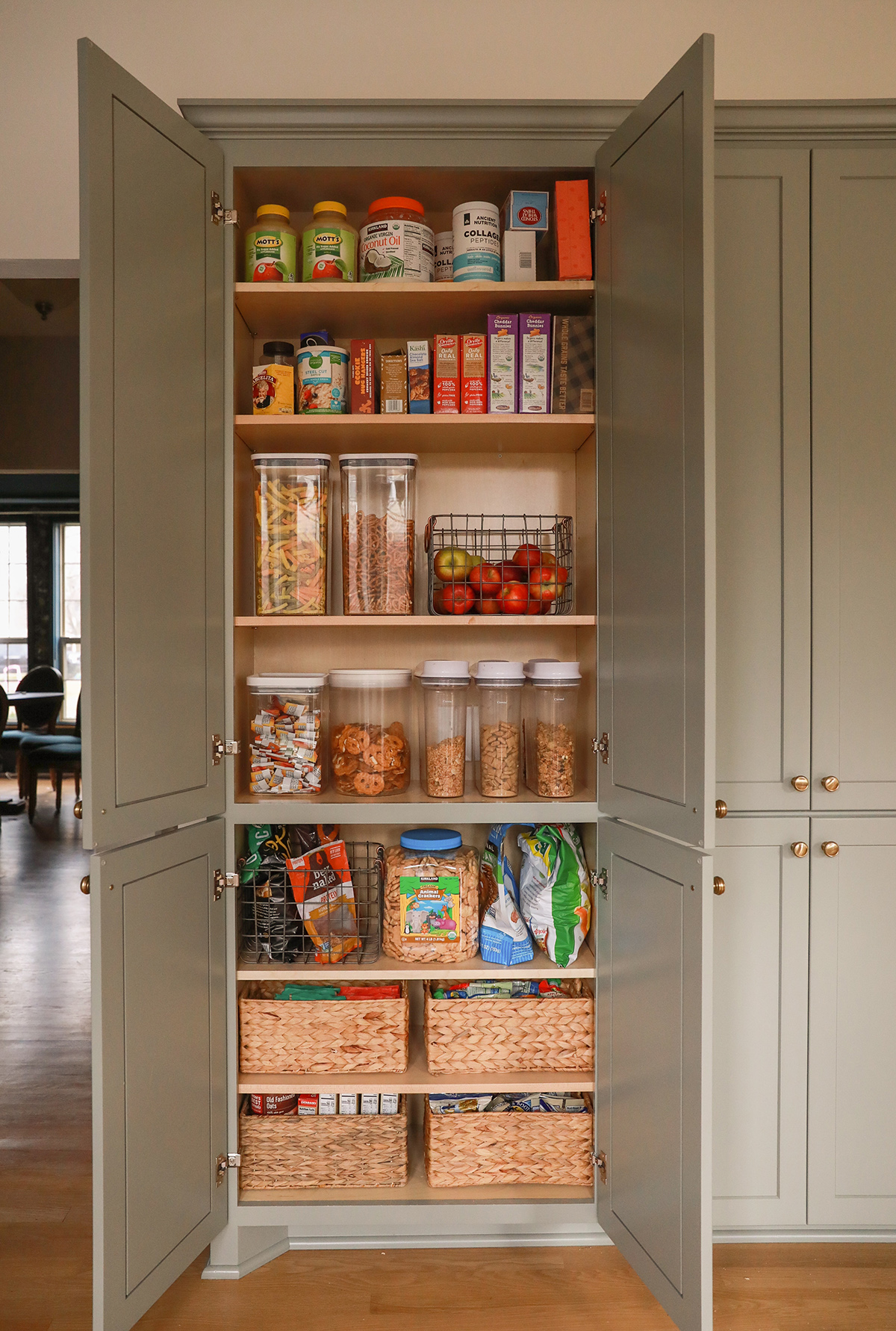 pantry and food organization