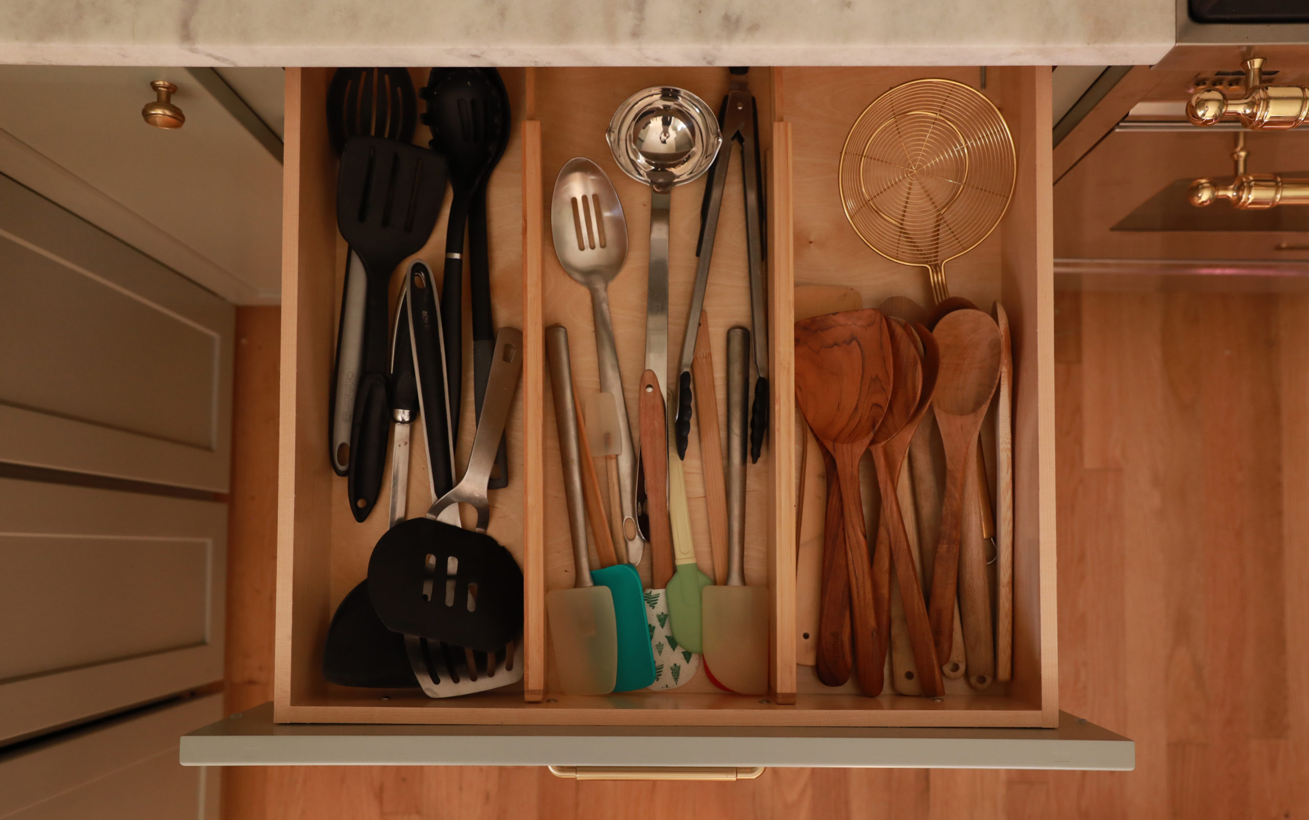 Kitchen Utensil Drawer Organizing - Makeover