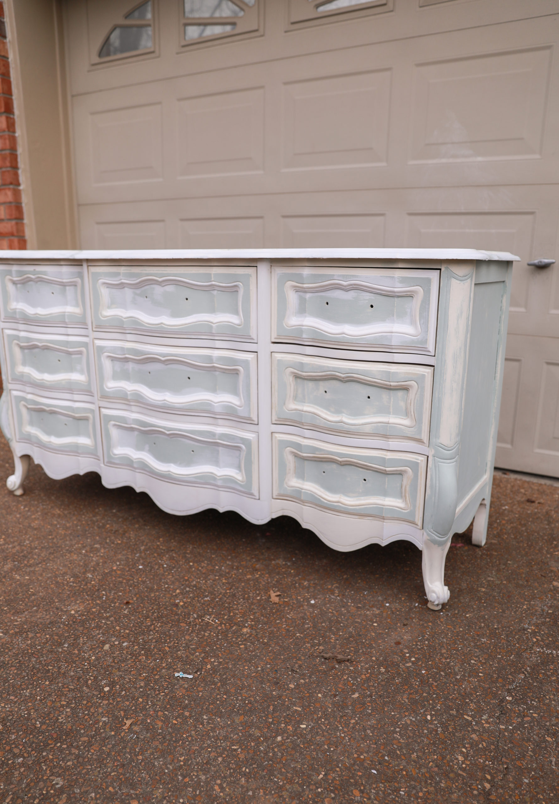 how to spray paint a dresser