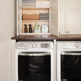 smal space laundry room storage