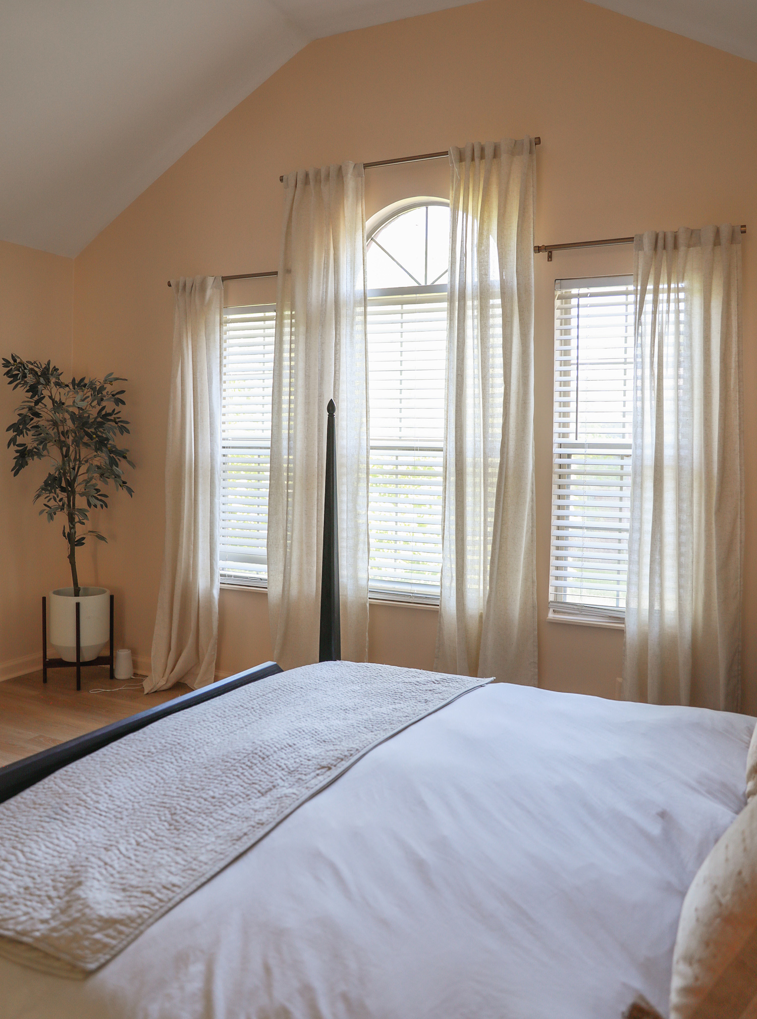 how to hang curtains on arched windows