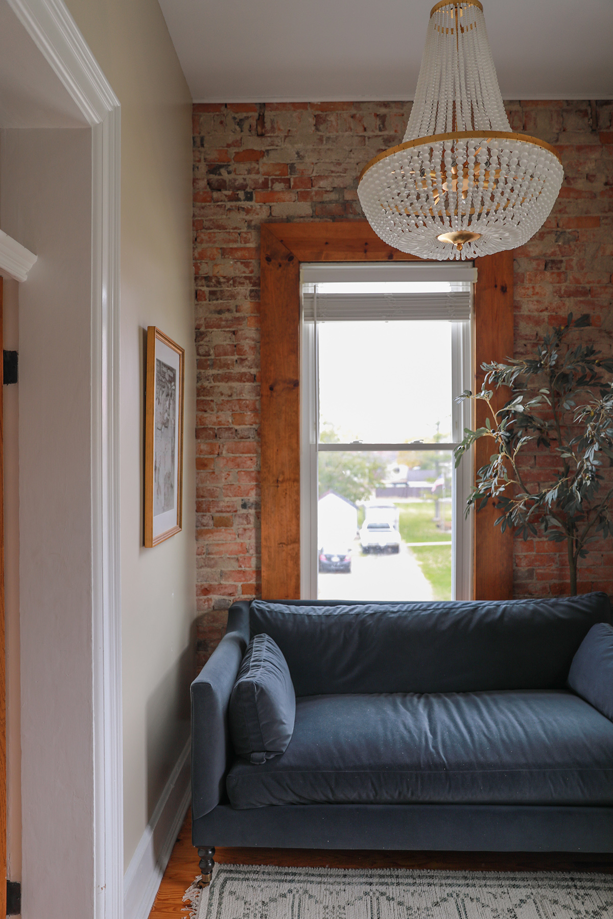 italianate brick home - chandelier 