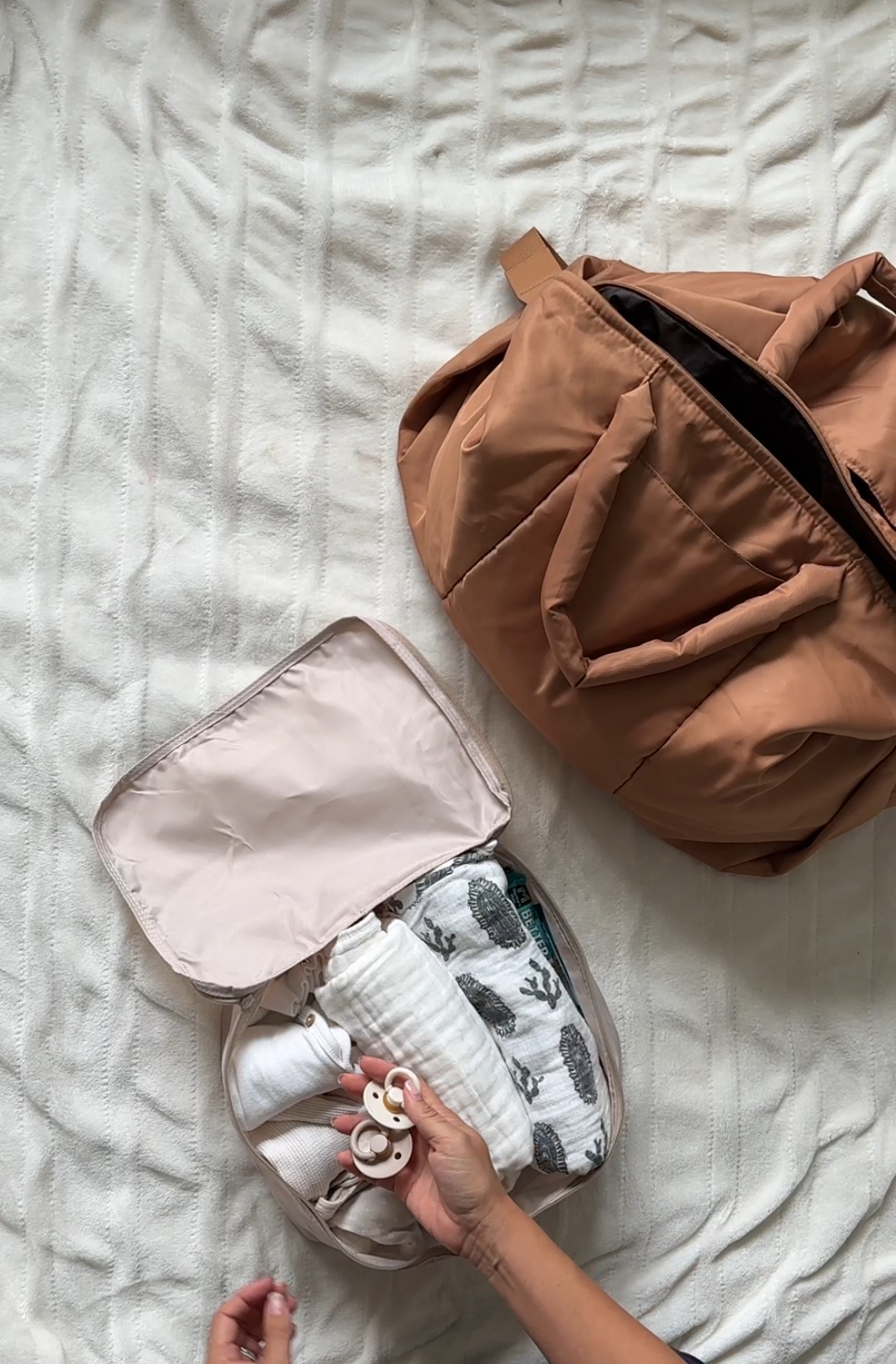 What to pack in hospital baby bag